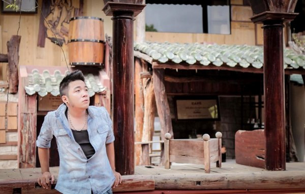 “Khóc giữa Sài Gòn” - Cuốn tiểu thuyết không dành cho những kẻ cô đơn 