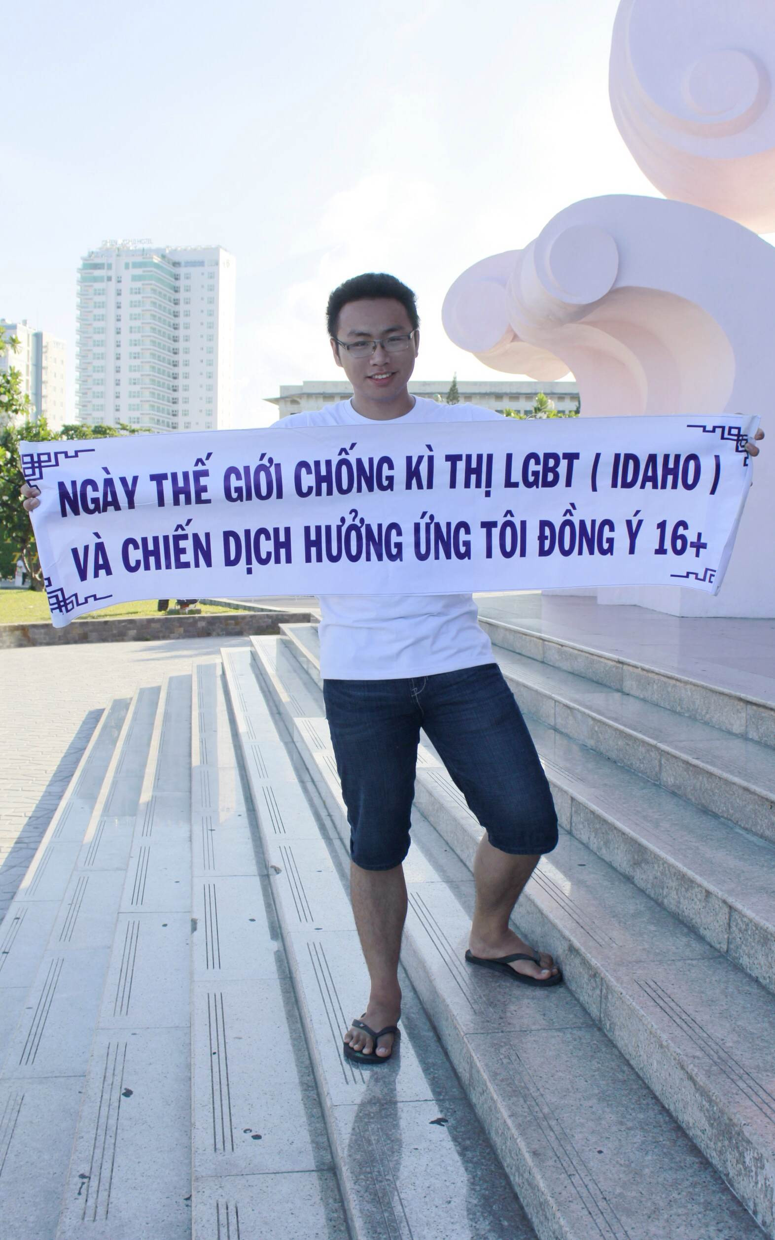 LGBT Nha Trang huong ung ngay IDAHOT 2014