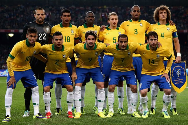  Futebol Nation : Quyen sach ve World Cup kinh dien cua nha van David Goldbatt 