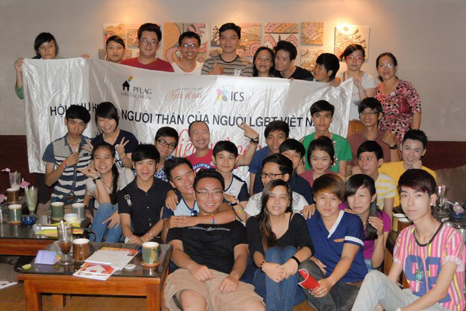 Buoi giao luu am ap cua hoi PFLAG Viet tai Nha Trang