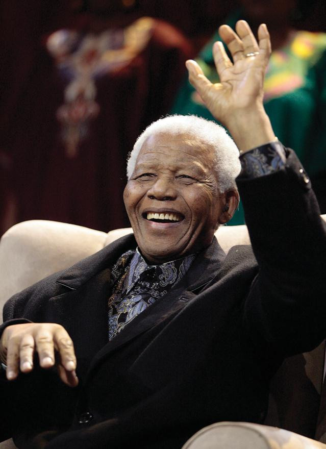 Ky niem 96 nam ngay sinh Nelson Mandela - nguoi hung cua cong dong LGBT Nam Phi 