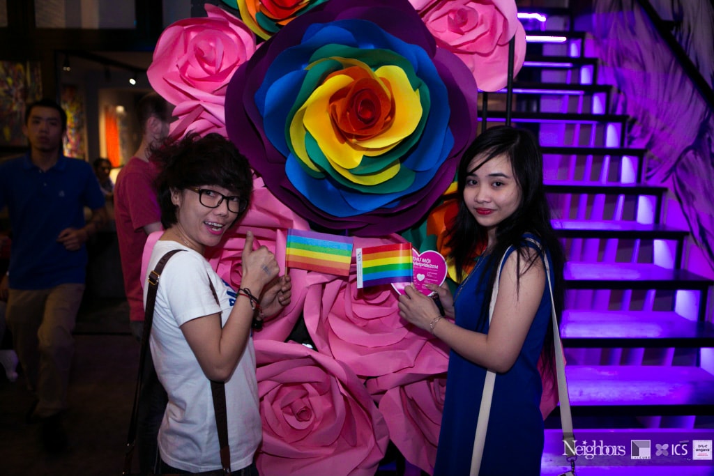 Ha Anh khuay dong Midnight Pink Party - su kien mo man VietPride 2014 