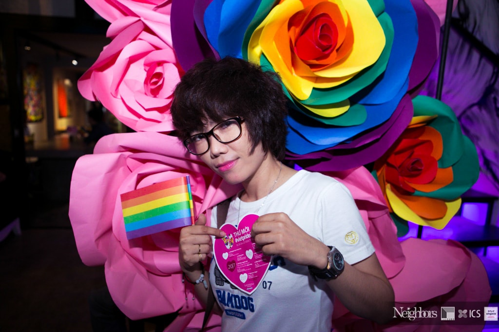 Ha Anh khuay dong Midnight Pink Party - su kien mo man VietPride 2014 