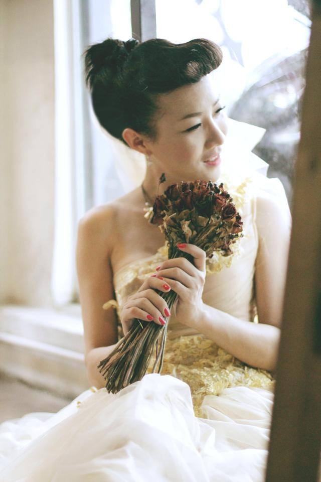 Cherry Minh Ngoc  len xe hoa 