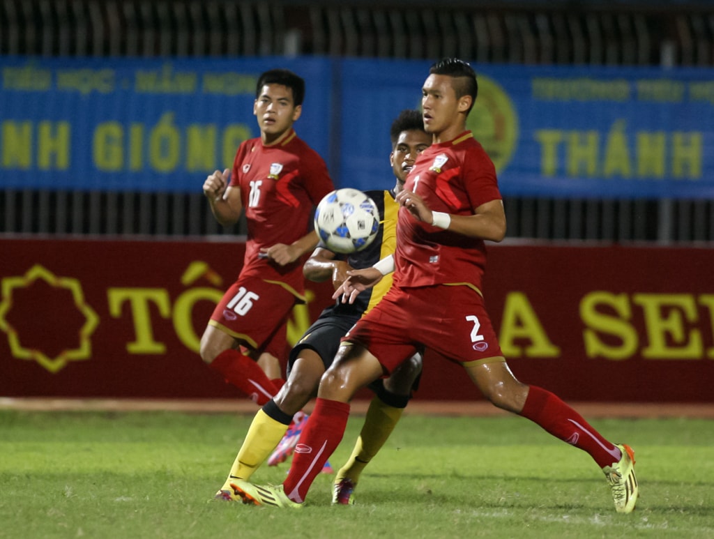 Cau thu U.21 Thai Lan cao lon, dep trai nhu tai tu