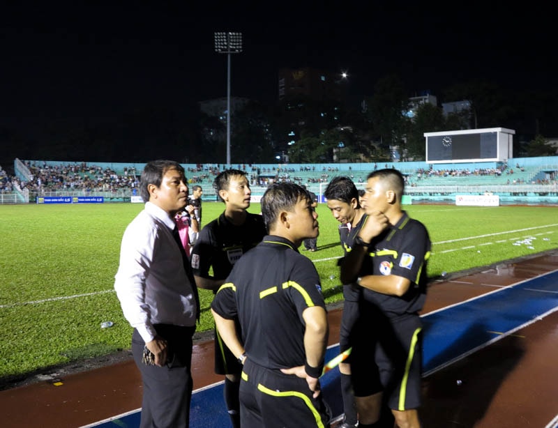 Clip: San Thong Nhat cup dien toi thui tran DTVN - U.23 Bahrain