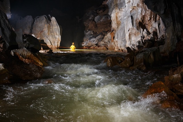 6 dem ben trong Son Doong - ‘khong co o bat cu dau tren hanh tinh’ 