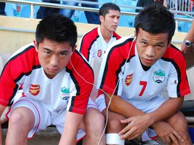 Lee Nguyen, bau Duc, Kiatisak