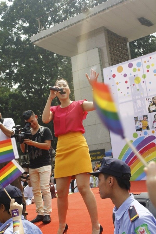 Thu Minh, LGBT