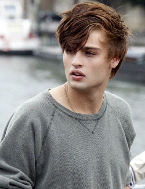  Douglas Booth, Jupiter Ascending