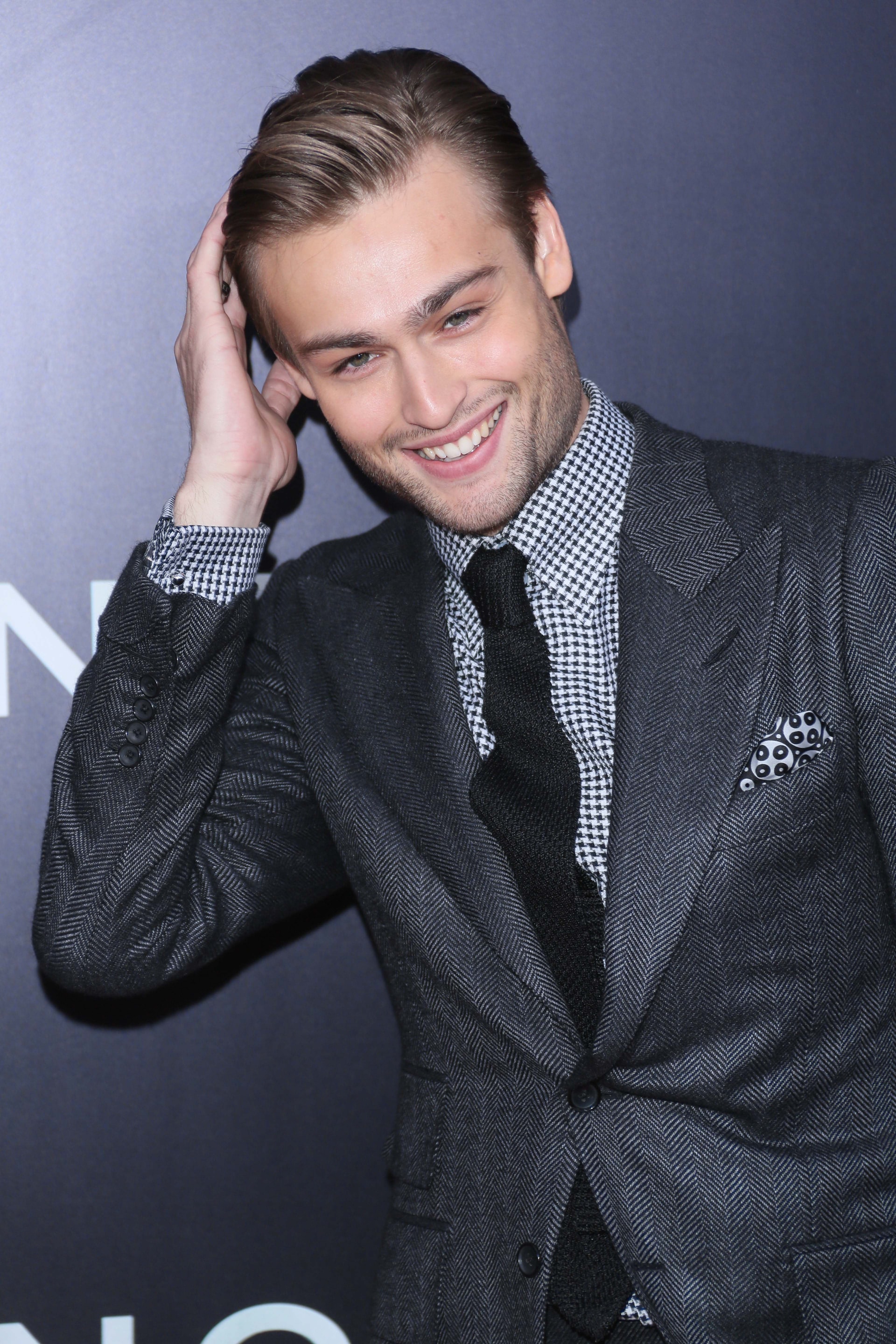  Douglas Booth, Jupiter Ascending