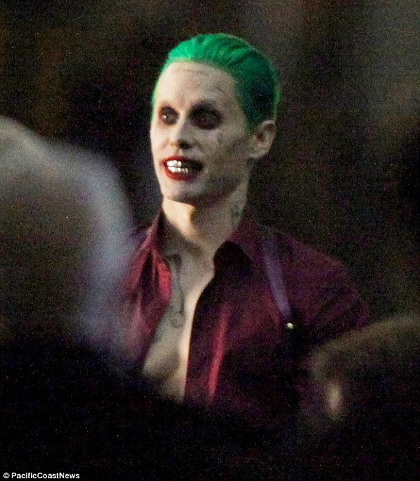 Lo dien bo trang phuc ‘cuong loan’ cua Jared Leto trong vai Joker-hinh-anh-2