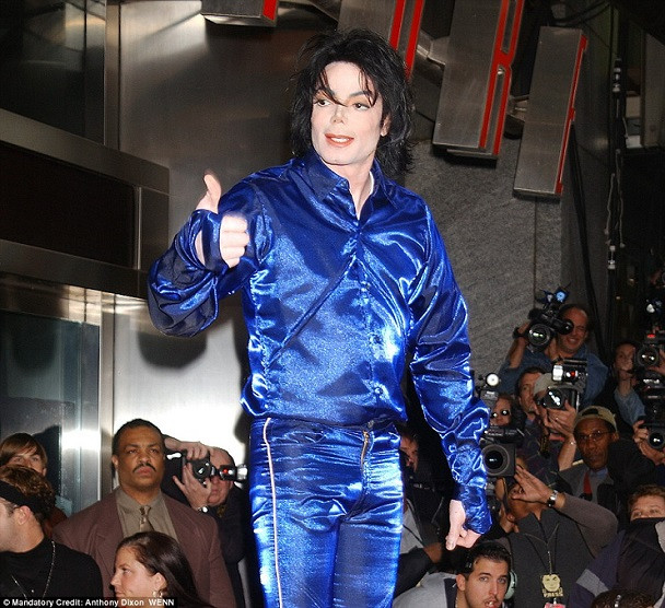 ‘Dot nhap’ khu biet thu 100 trieu USD dang duoc rao ban cua Michael Jackson-hinh-anh-2