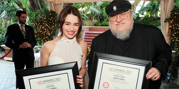 Emilia Clarke, tu dien vien vo danh thanh qua bom sex bac ty cua Game of Thrones-hinh-anh-8