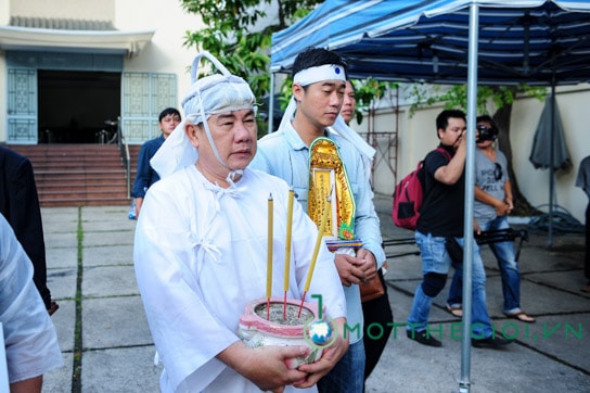 NSUT Phi Dieu, nen dau thuong tien dua NS Phan Nhan ve coi vinh hang-hinh-anh-7