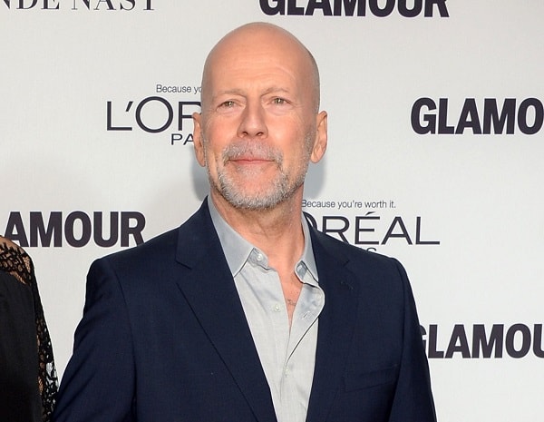 Bruce Willis cap voi chan dai chau A tre hon den 31 tuoi-hinh-anh-1