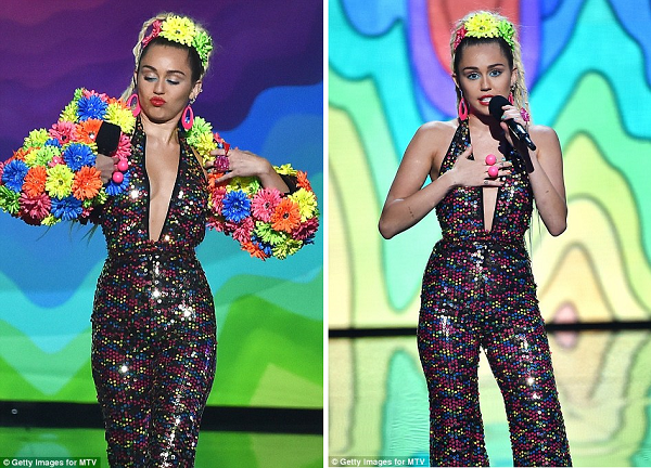 Miley Cyrus gay soc voi trang phuc qua da tai VMA 2015-hinh-anh-7