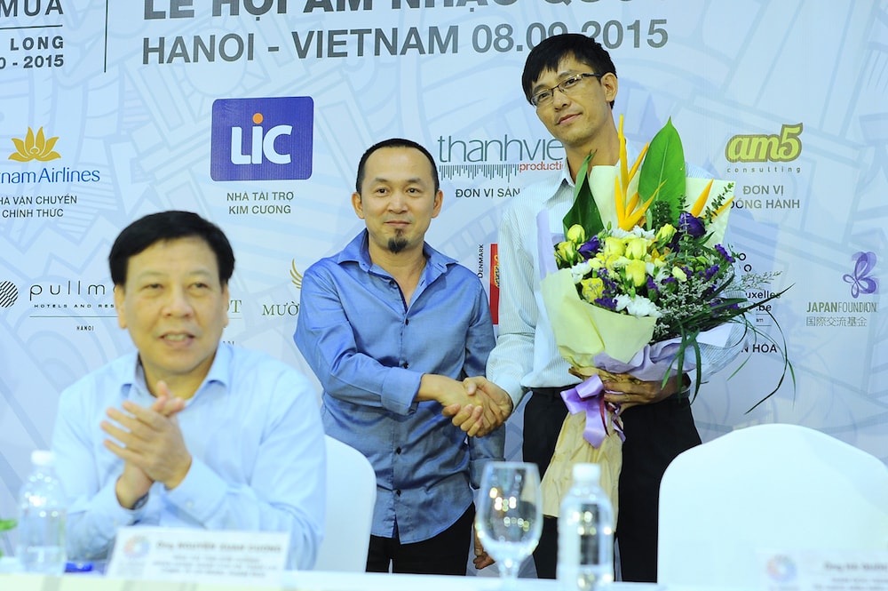 Quoc Trung giup Hoang Thuy Linh - Toc Tien noi bat o Monsoon  2015-hinh-anh-2