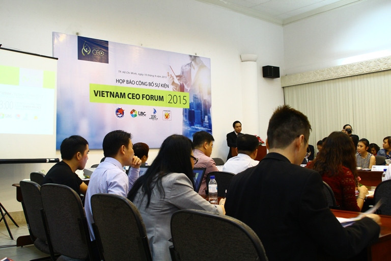 Vietnam CEO Forum 2015: Thay doi tu duy de ton tai-hinh-anh-1