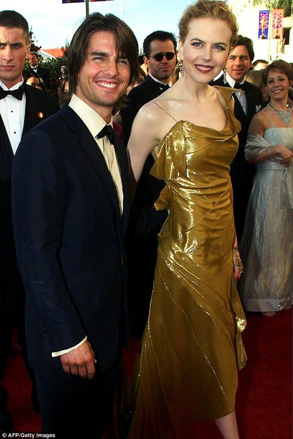 Tom Cruise va Nicole Kidman bi con gai  cam cua  khong cho du dam cuoi-hinh-anh-2