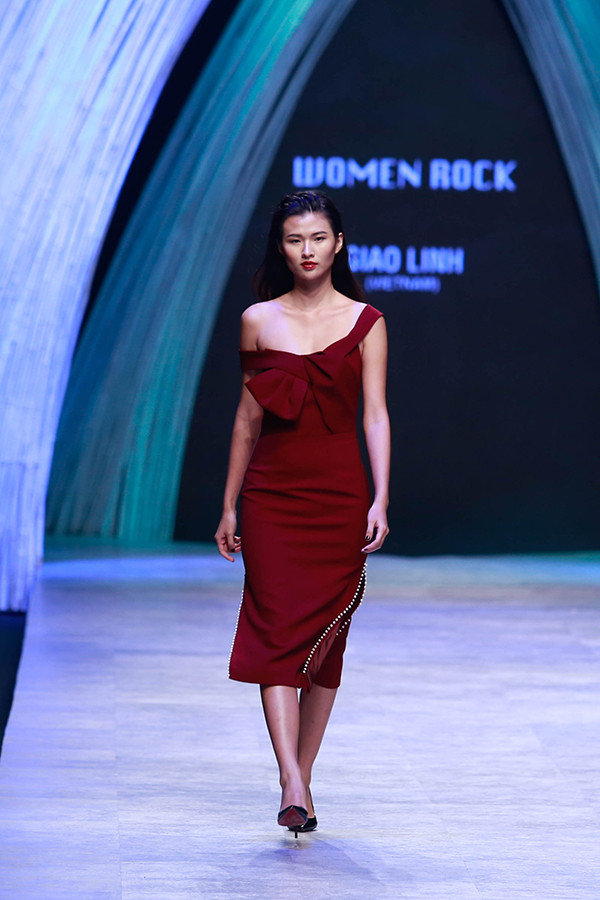 Giao Linh, Vietnam International Fashion Week 2015