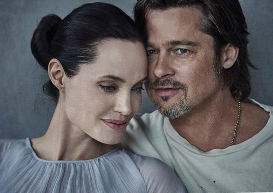 Angelina Jolie - Brad Pitt ngot ngao tua dau ben nhau-hinh-anh-3