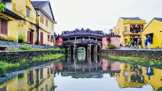 Clip: Cận cảnh Chùa Cầu Hội An 