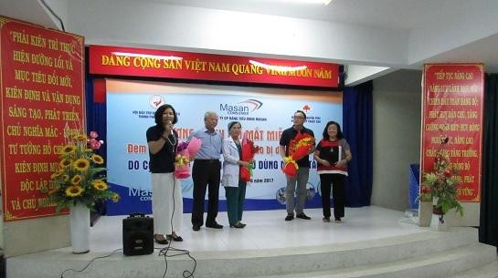 Masan đem lại ánh sáng cho người nghèo bị đục thủy tinh thể