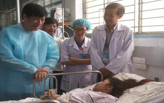 Thứ trưởng Bộ Y tế lo ngại điều trị sốt xuất huyết ở y tế cơ sở và tư nhân 