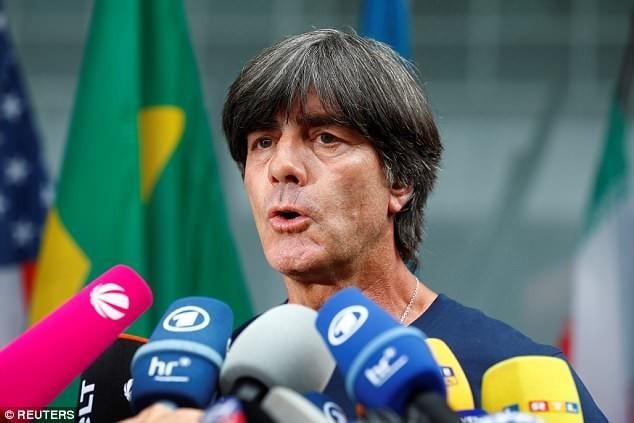 HLV Joachim Low tiếp tục nắm đội tuyển Đức dù mới bị loại thảm hại tại World Cup 2018 
