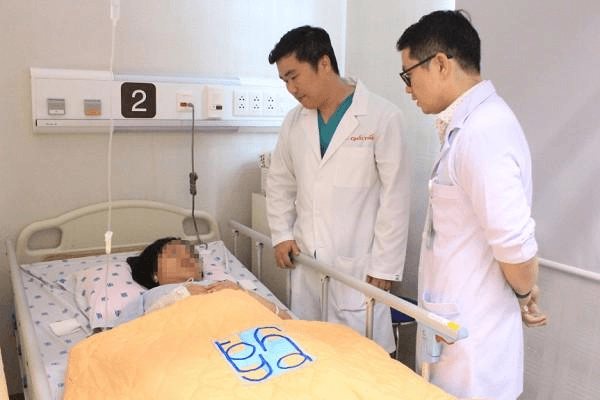 Vỡ túi phình động mạch não suýt chết nhưng thai phụ nghĩ do thai hành 