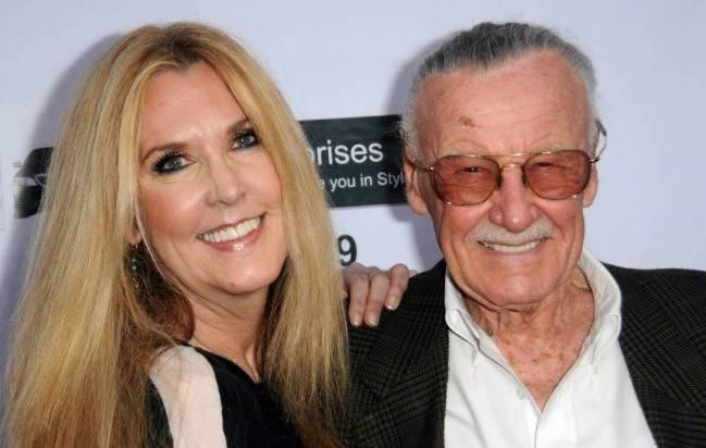 Con gái 'ông trùm Marvel' Stan Lee kiện quản lý ngược đãi cha 