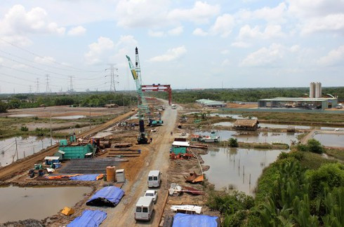 vec noi gi ve cao toc da nang quang ngai lam bang dat bun hinh 1