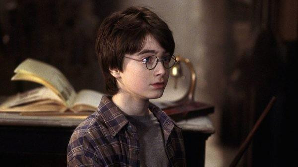 2 thập kỷ, Harry Potter and the Sorcerer’s Stone cán mốc doanh thu 1 tỉ USD 