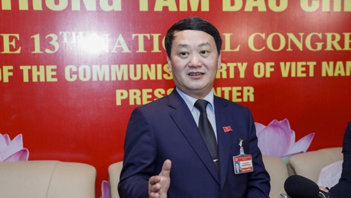 Ông Hầu A Lềnh - Ủy viên Trung ương Đảng, Phó Chủ tịch - Tổng Thư ký Ủy ban Trung ương MTTQ Việt Nam.