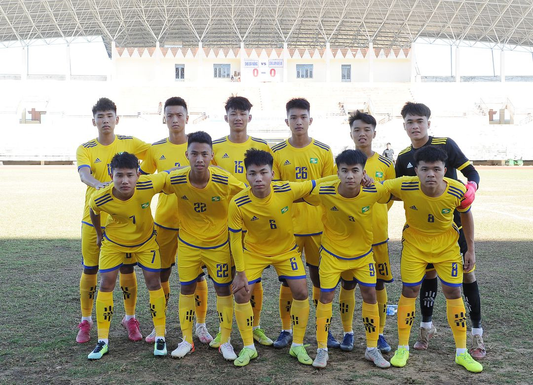 U.19 SLNA đội trong nhóm đầu tiên giành vé dự VCK /// Quang Vinh