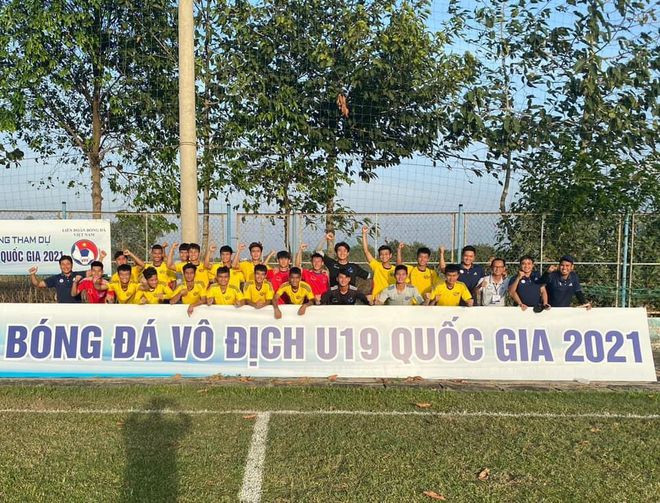 ‘Tiểu Văn Toàn’ giúp đội bóng đàn em Công Phượng sống lại hy vọng vào VCK U.19 - ảnh 8