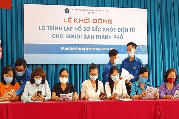 TP.HCM: Gần 30 nghìn người dân bắt đầu lập hồ sơ sức khỏe điện tử 