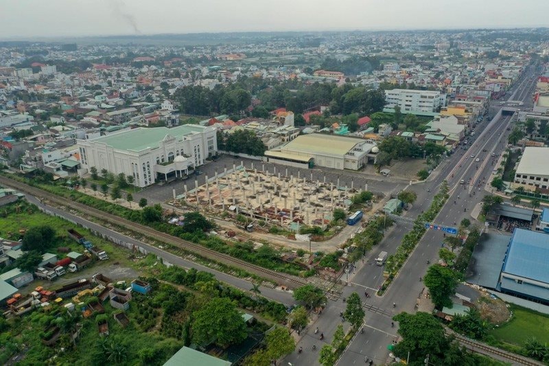 can-canh-cong-trinh-tram-ty-khong-phep-sung-sung-giua-bien-hoa-hinh-2.jpg