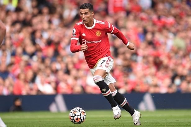 ronaldo-nang-tam-chu-khong-the-giup-man-united-vo-dich-premier-league.jpg