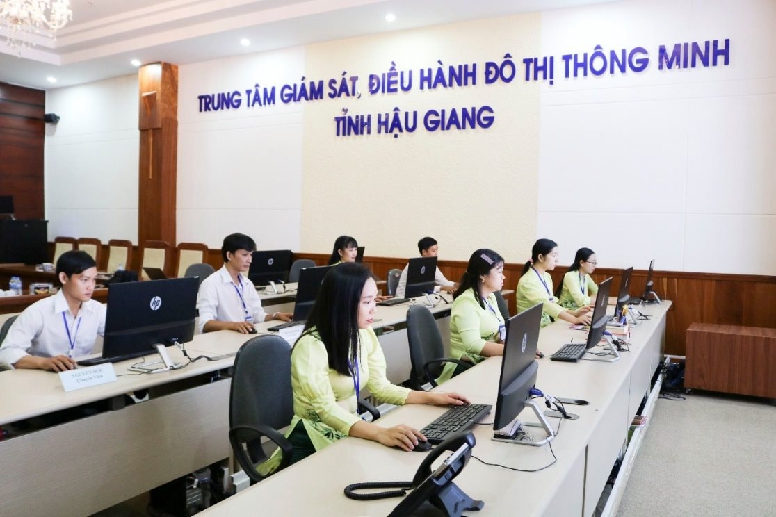 hoat-dong-cua-ttgsdh-do-thi-thong-minh-tinh-hau-giang.jpg