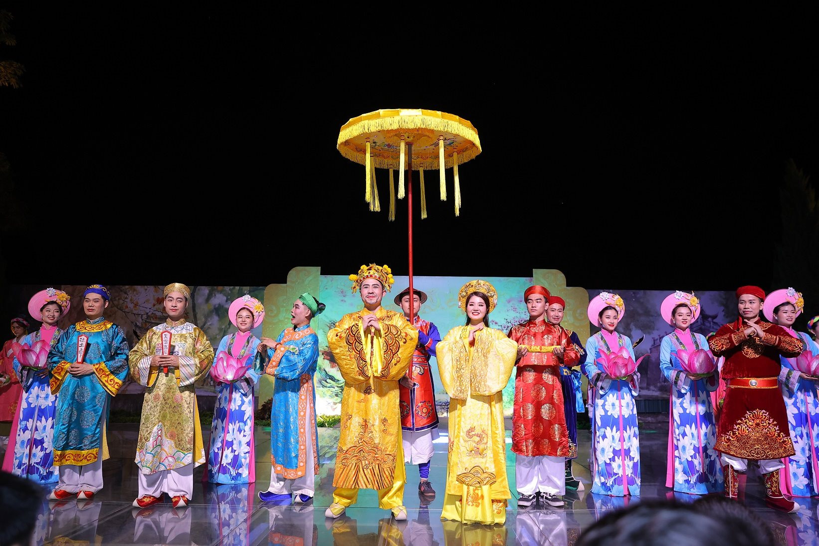Lộng lẫy đêm hoàng cung tại Hoàng thành Thăng Long 