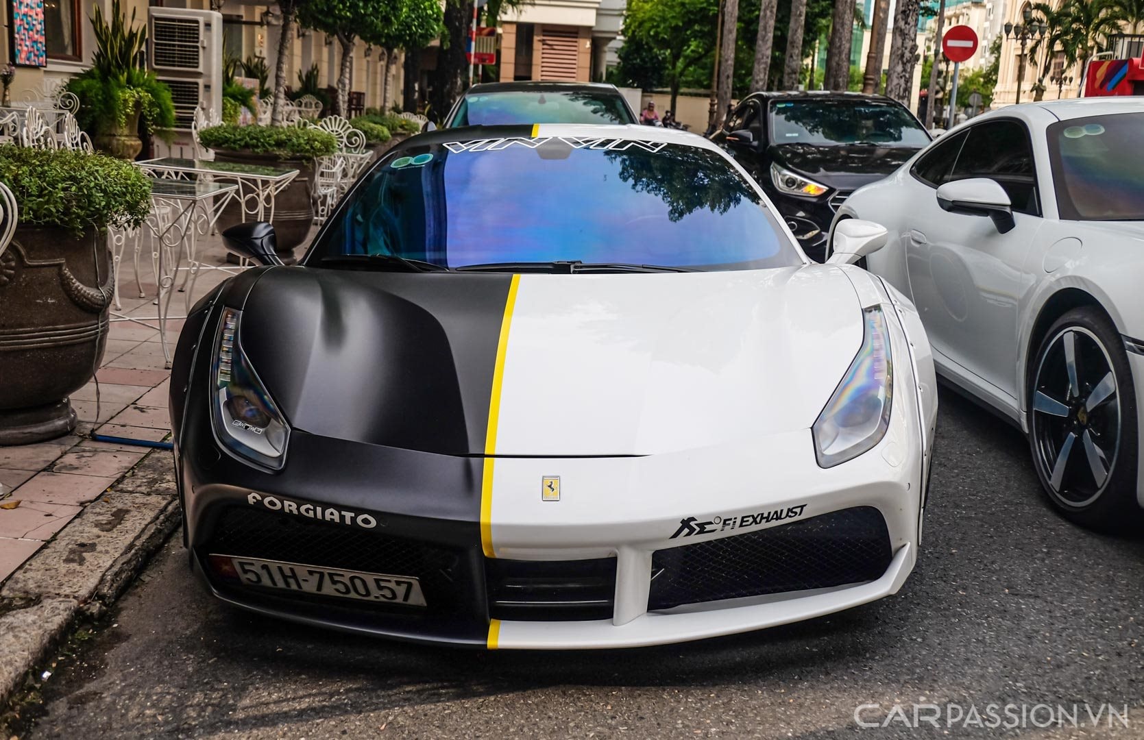 cp-ferrari-488-gtb-do-liberty-walk-thay-ao-moi36.jpg