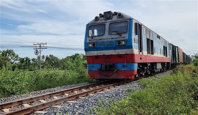 Kết luận của Bộ Chính trị về định hướng phát triển đường sắt Việt Nam 