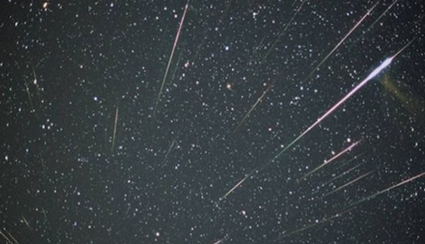 Việt Nam sắp có mưa sao băng vào tháng 7 