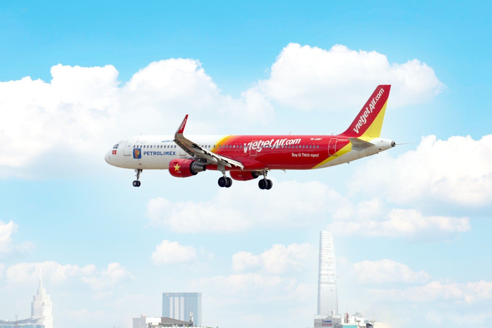 Ngày đôi 8.8 - Sale gấp bội, Vietjet yêu chiều giảm sâu 88%, bay khắp Việt Nam và quốc tế 