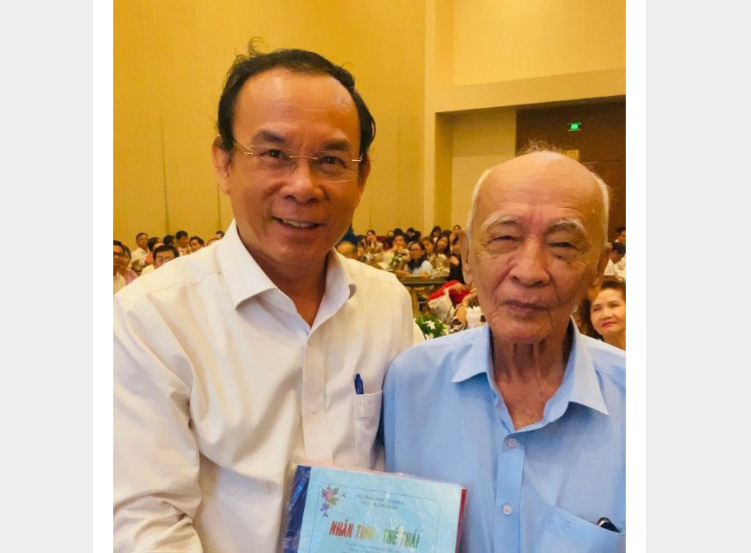 Người cựu chiến binh gần 100 tuổi yêu thơ và nặng lòng với con chữ 