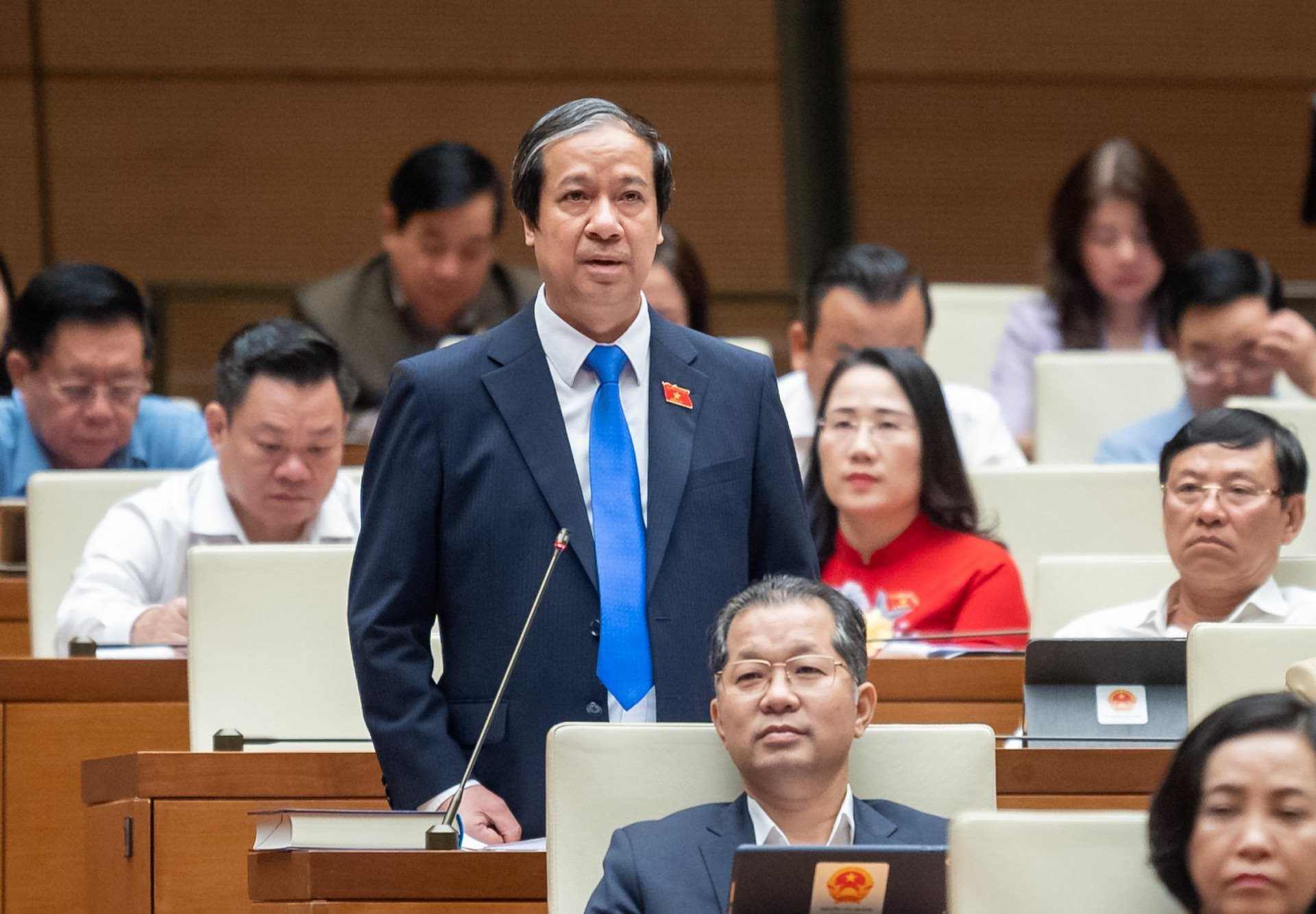 Bộ trưởng Bộ GD-ĐT: Học sinh nữ tham gia vào bạo lực học đường ngày càng nhiều 