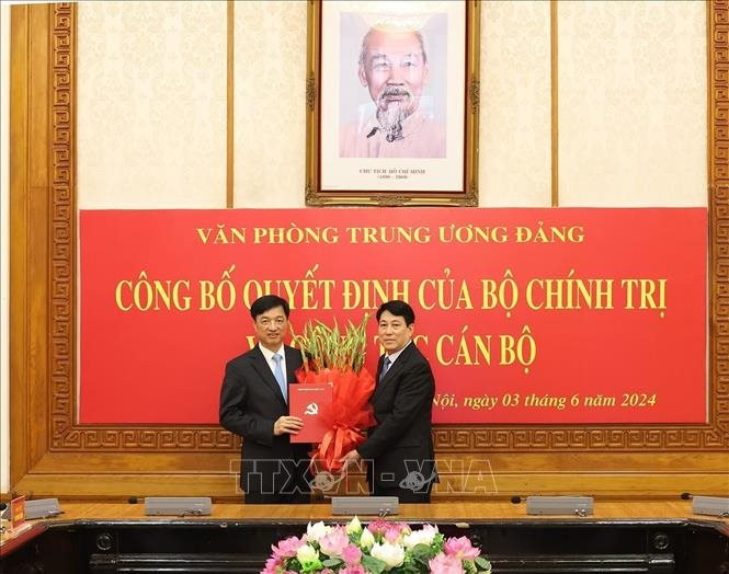 Thượng tướng Nguyễn Duy Ngọc làm Chánh văn phòng Trung ương Đảng 