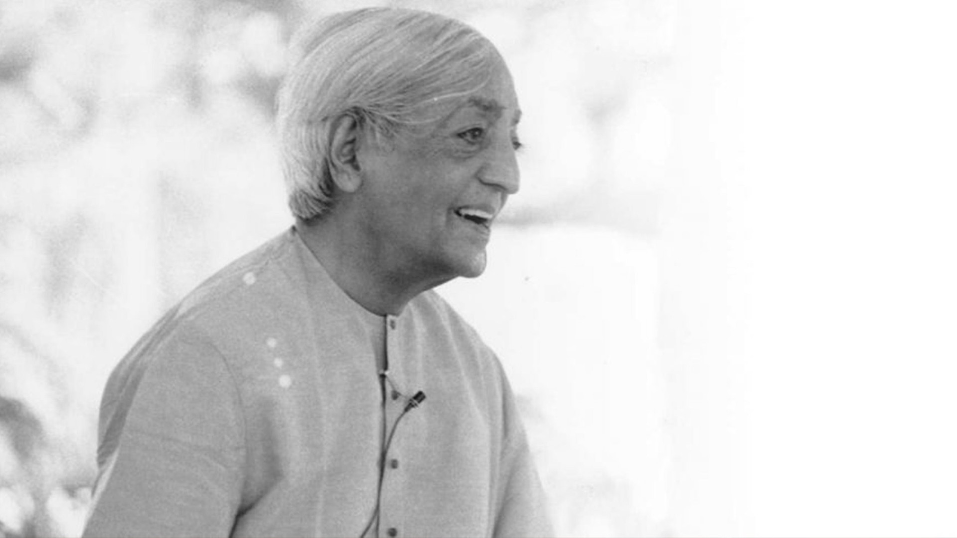 tac-gia-krishnamurti-.jpg